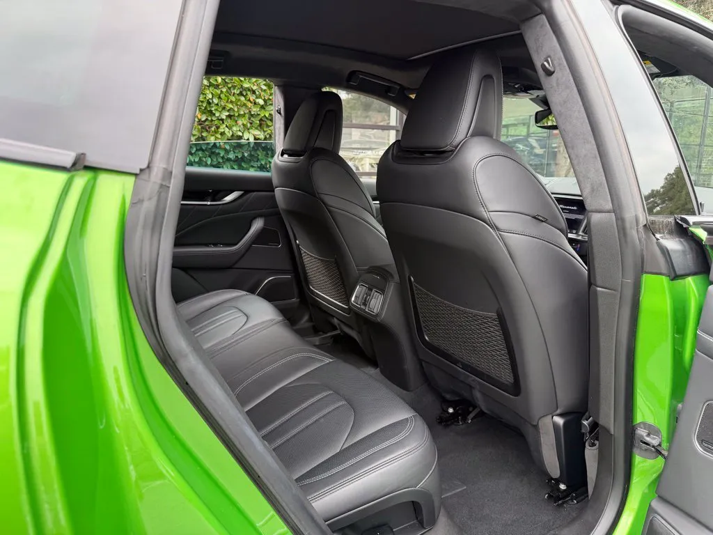 Maserati Levante photo 39