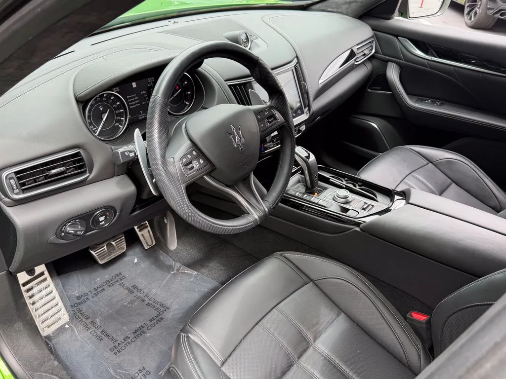 Maserati Levante photo 24