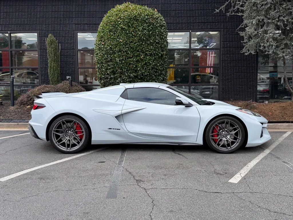 Chevrolet Corvette photo 21