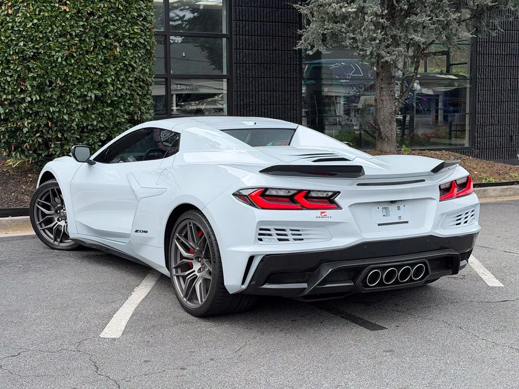 Chevrolet Corvette photo 19