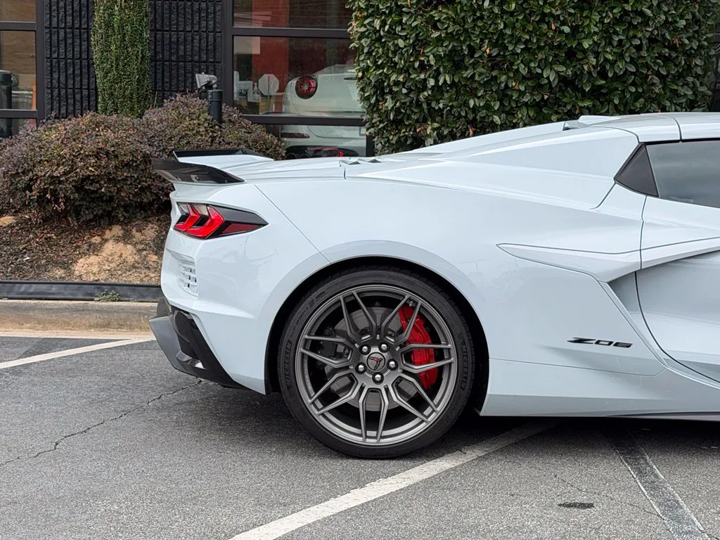 Chevrolet Corvette photo 22