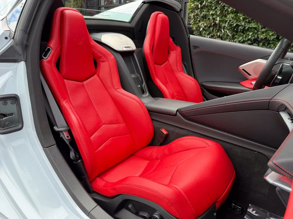 Chevrolet Corvette photo 33