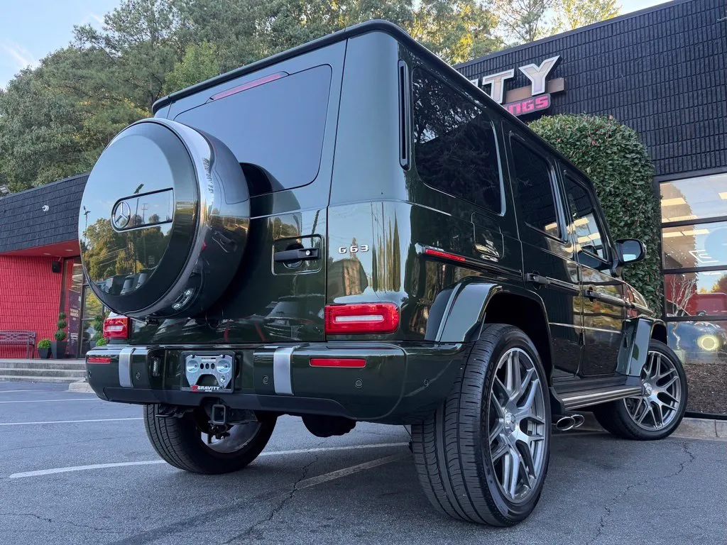 Mercedes-Benz G-Class photo 13