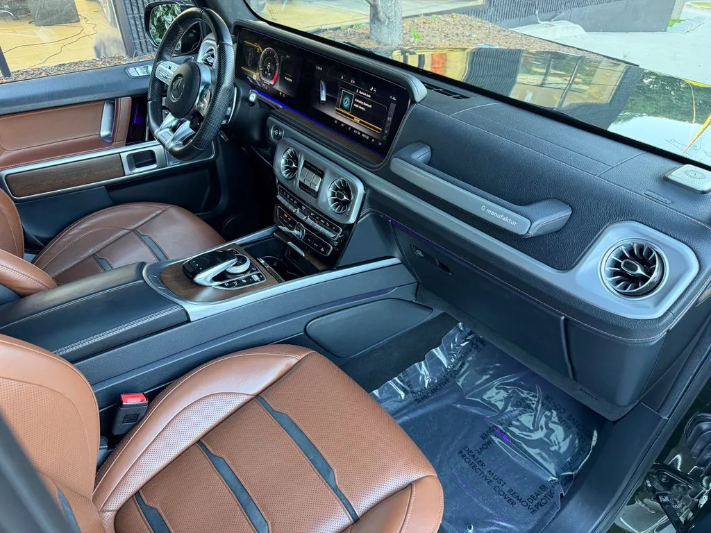 Mercedes-Benz G-Class photo 32