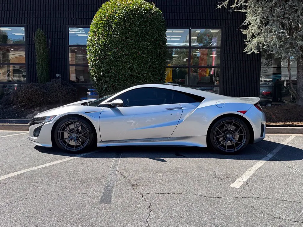 Acura NSX photo 9