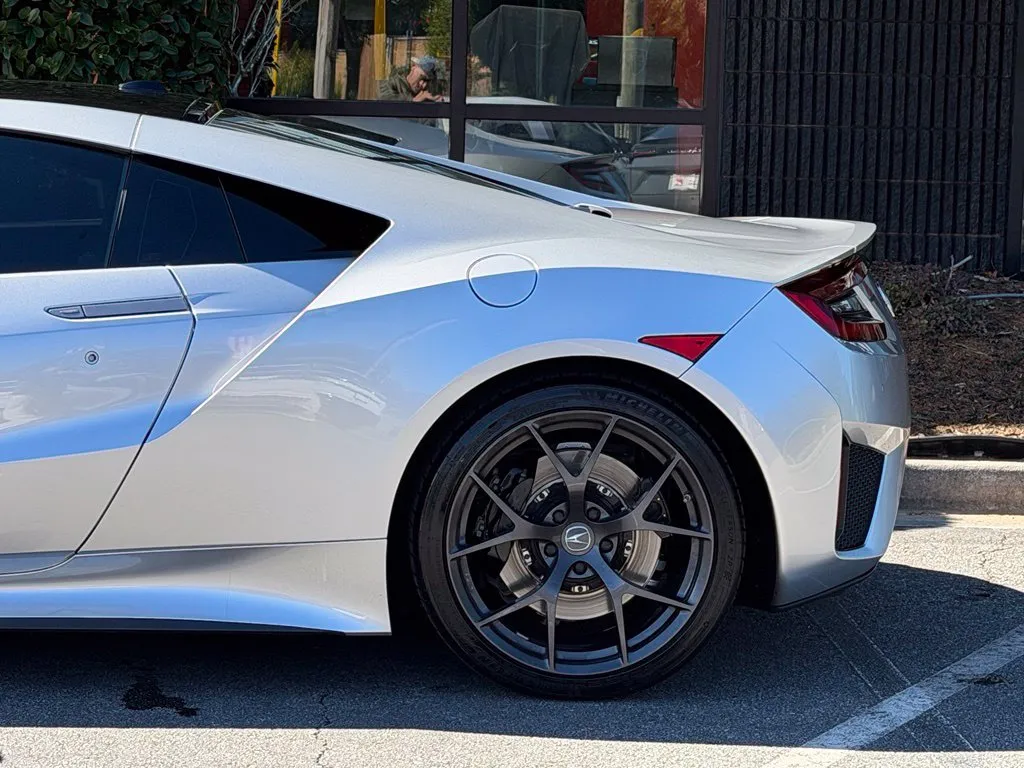 Acura NSX photo 11