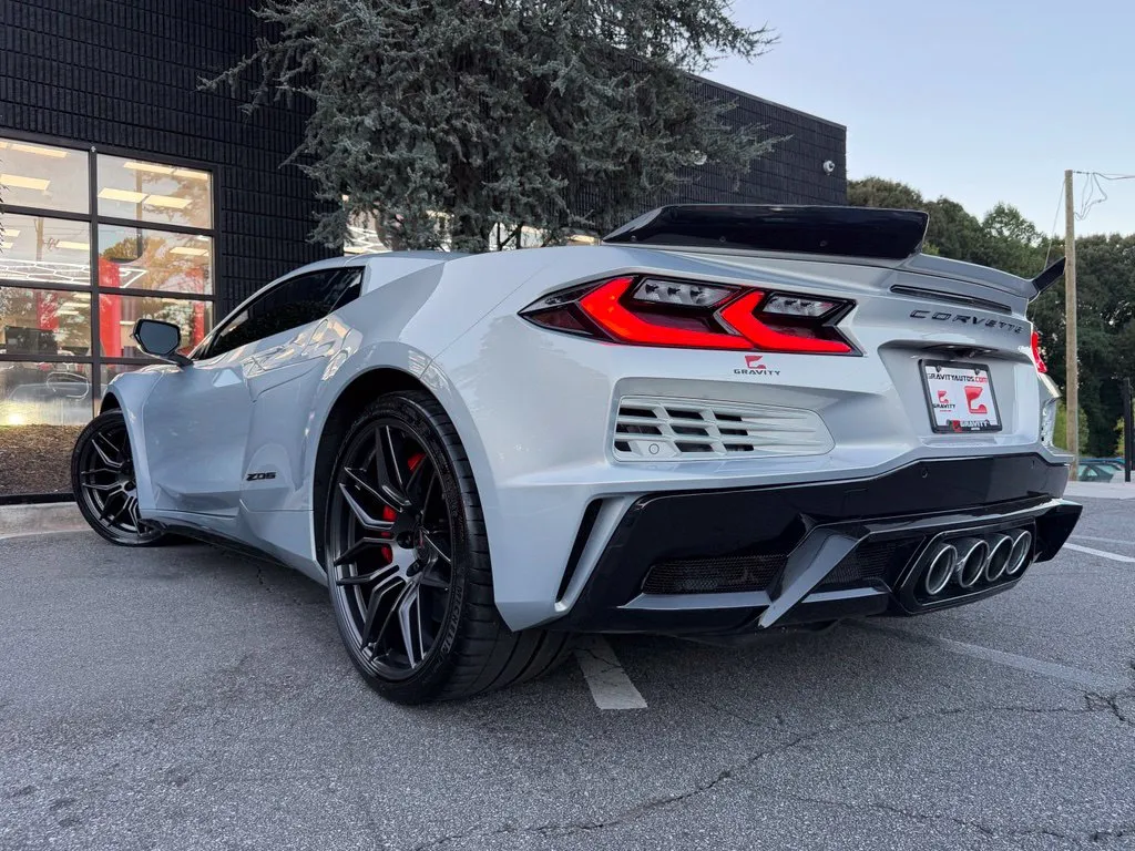 Chevrolet Corvette photo 19