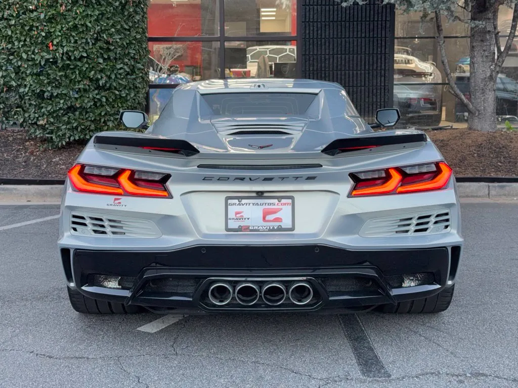 Chevrolet Corvette photo 14