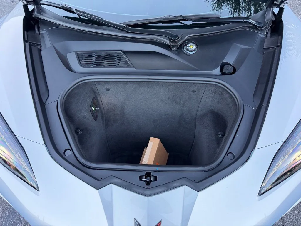 Chevrolet Corvette photo 6