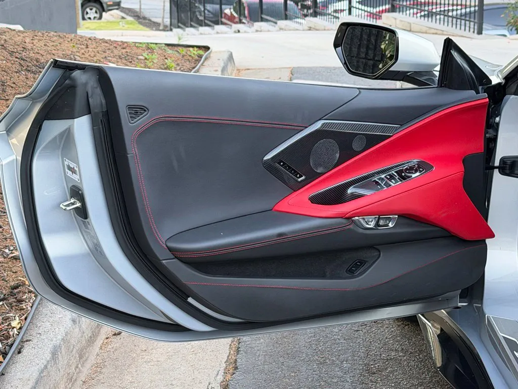 Chevrolet Corvette photo 26