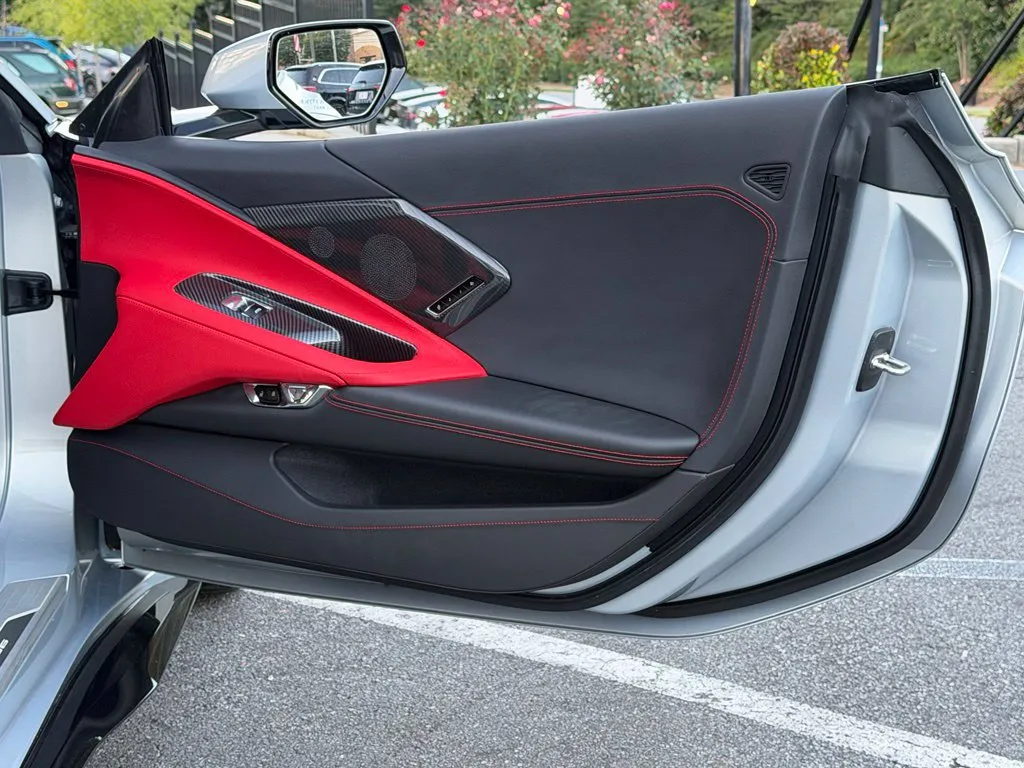 Chevrolet Corvette photo 31