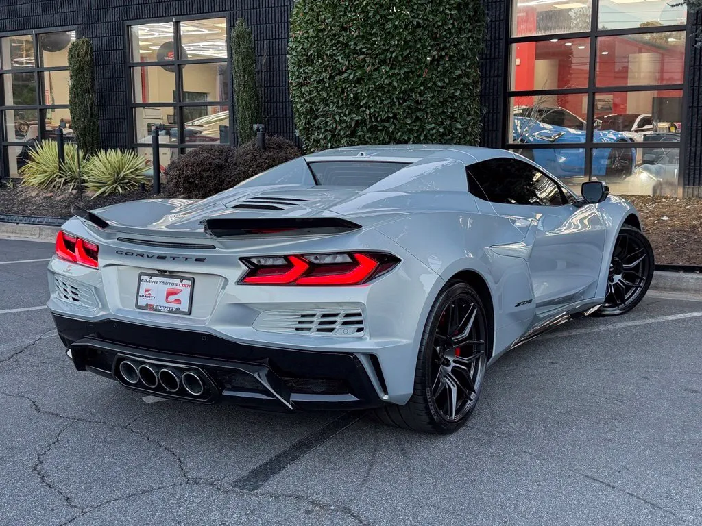 Chevrolet Corvette photo 12