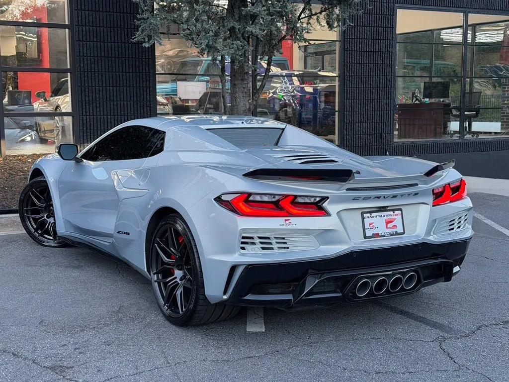 Chevrolet Corvette photo 18