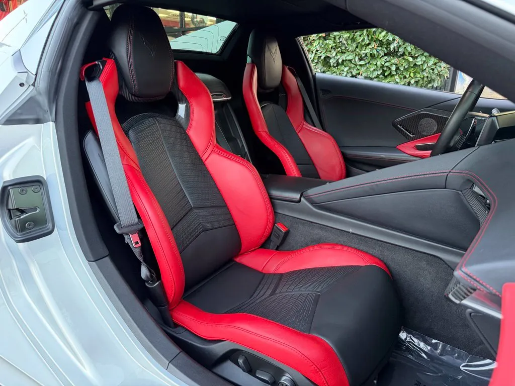 Chevrolet Corvette photo 30