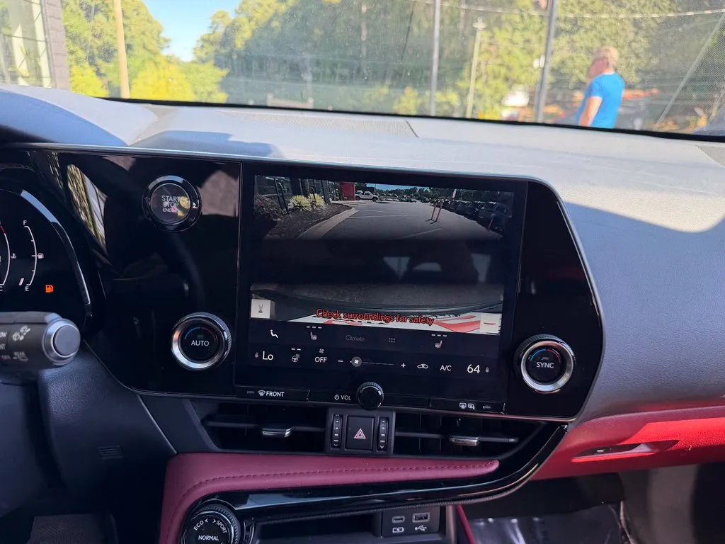 Lexus NX photo 53