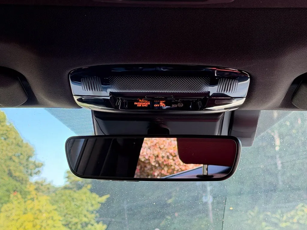 Lexus NX photo 49