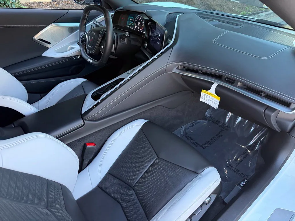 Chevrolet Corvette photo 29