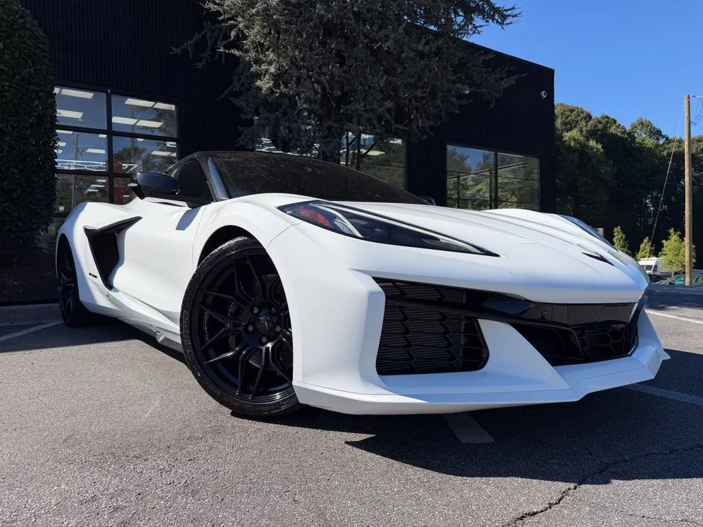 Chevrolet Corvette photo 8