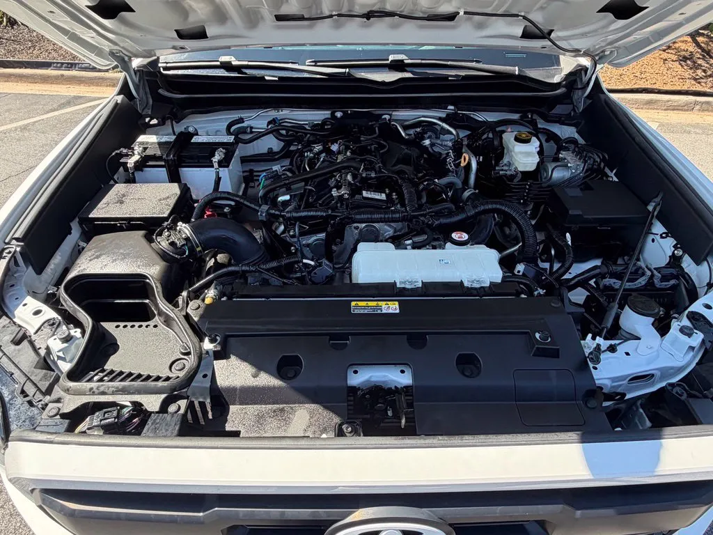 Toyota Tacoma photo 6