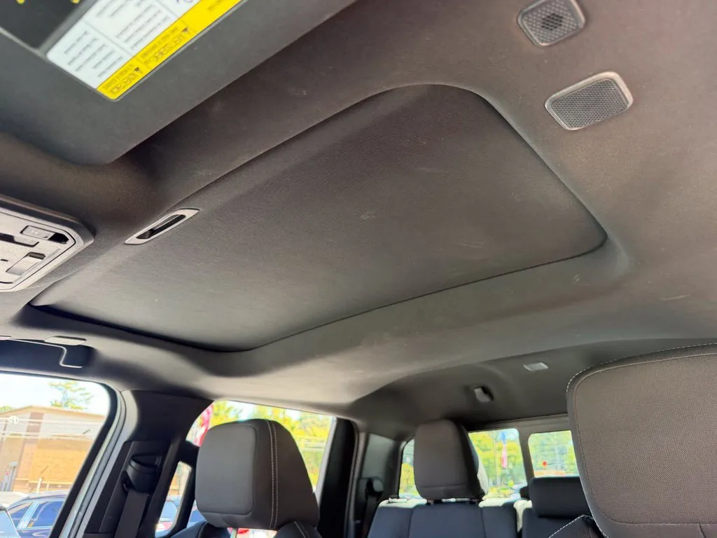 Toyota Tacoma photo 53