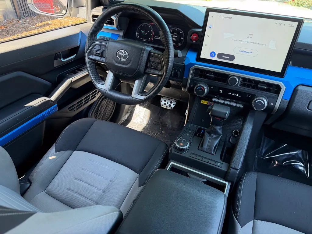 Toyota Tacoma photo 41