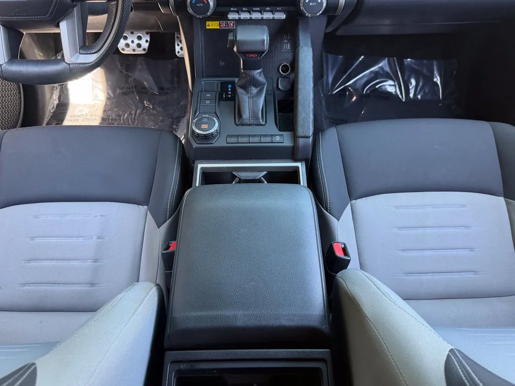 Toyota Tacoma photo 50