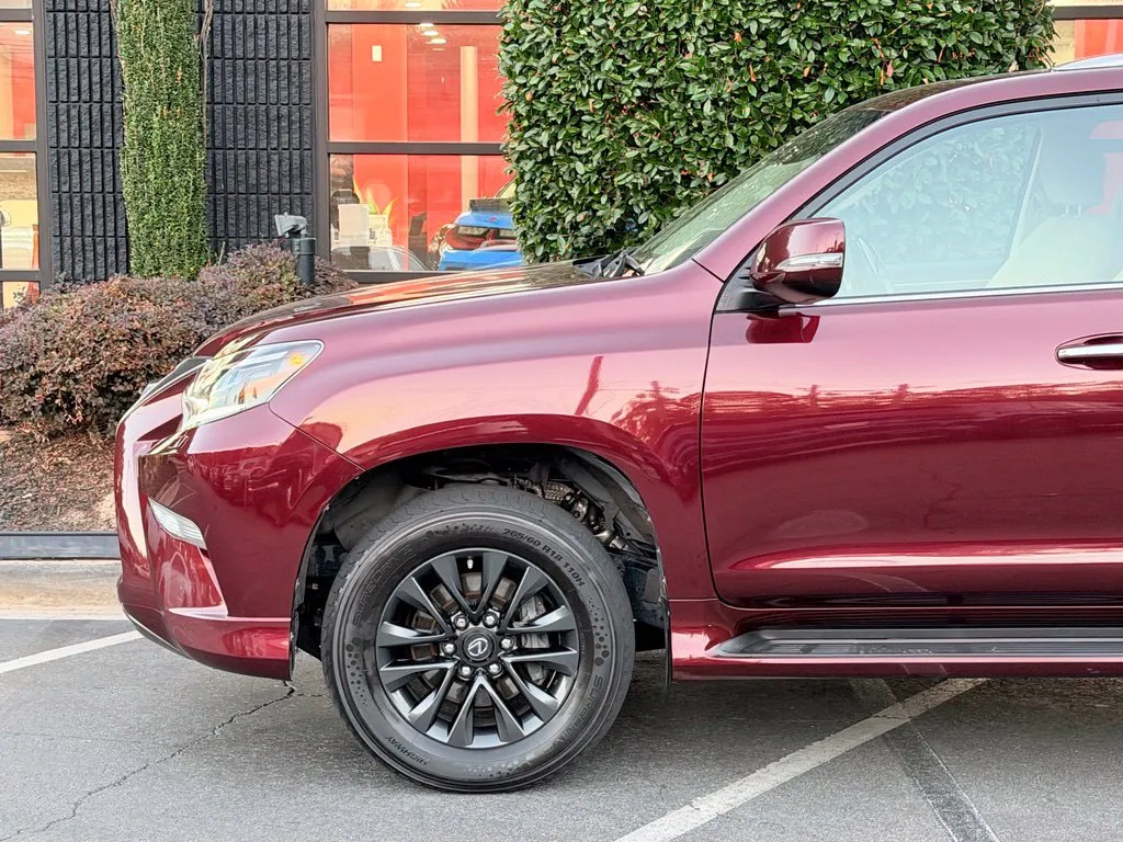 Lexus GX photo 10