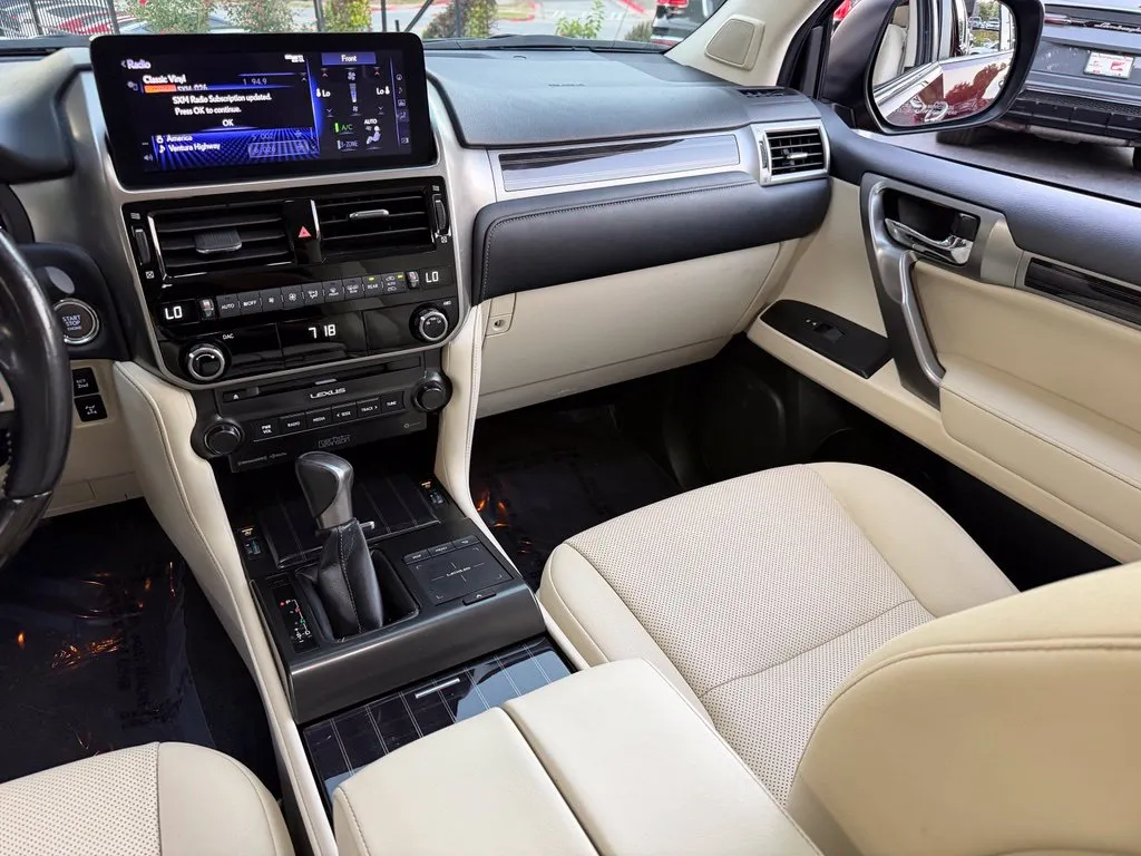 Lexus GX photo 44