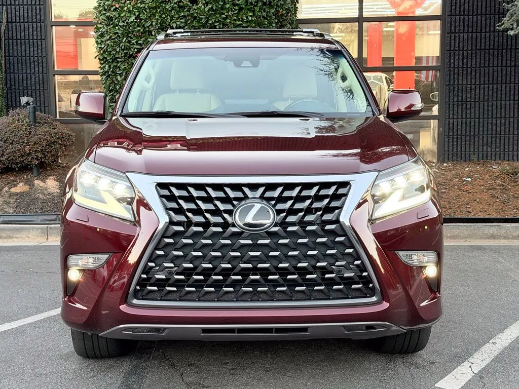 Lexus GX photo 3