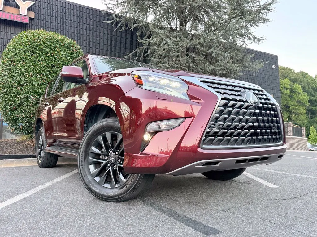 Lexus GX photo 8