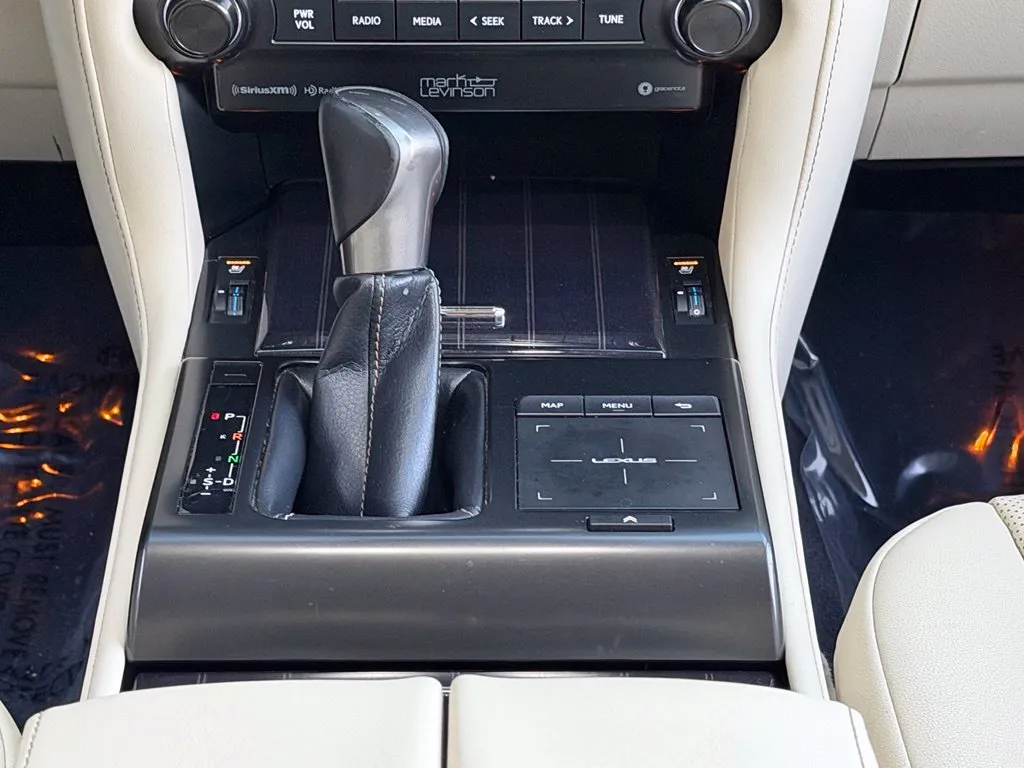 Lexus GX photo 51