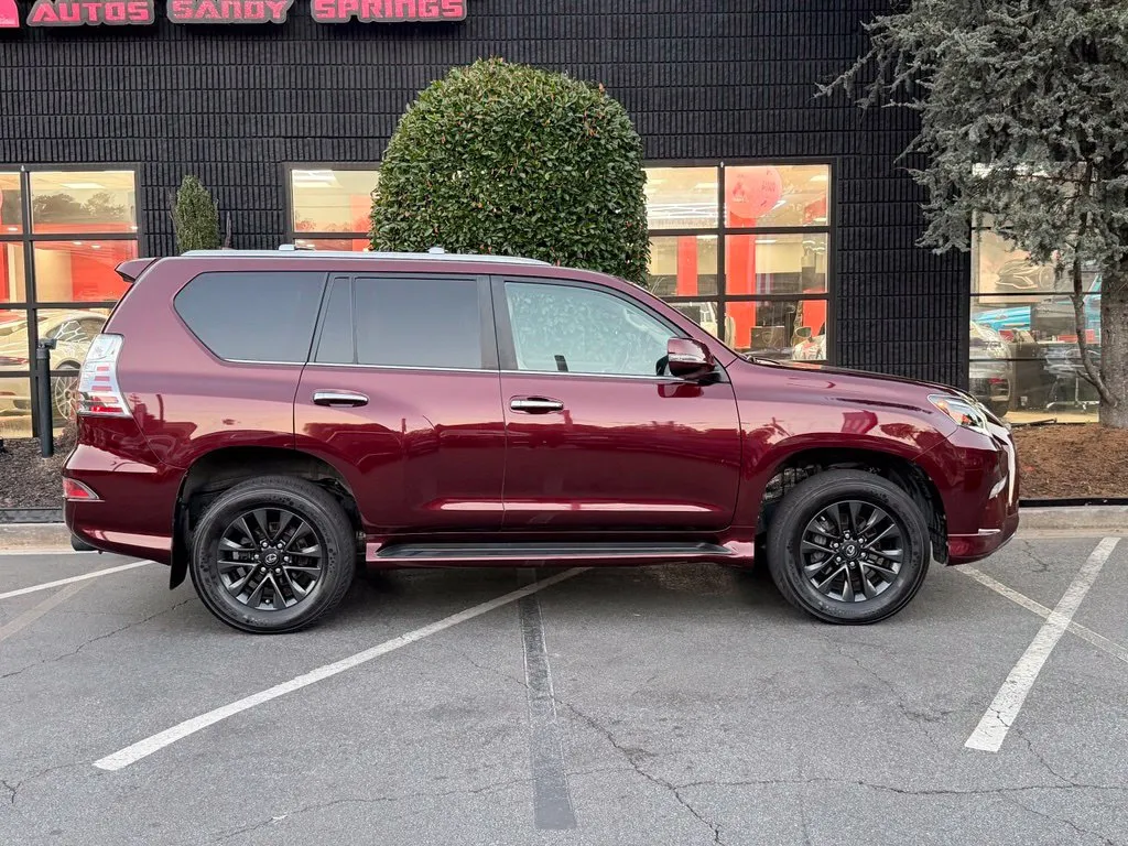 Lexus GX photo 21