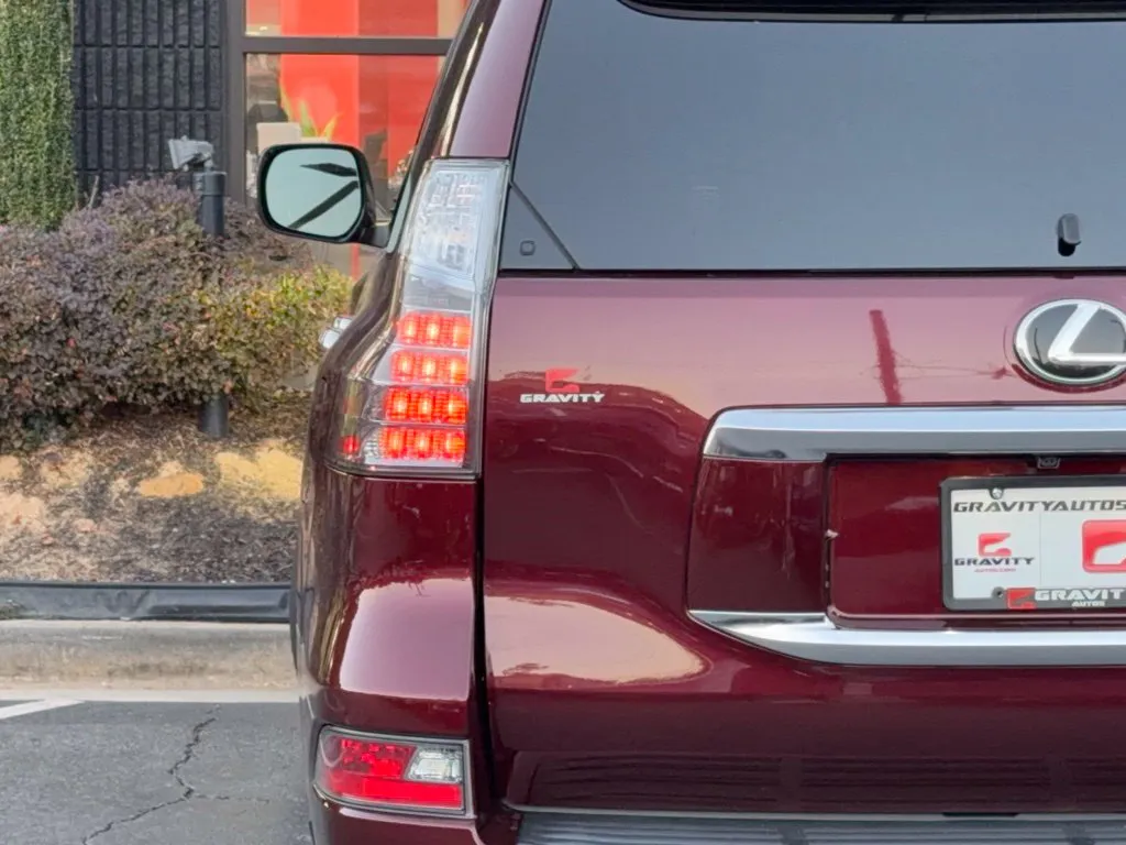 Lexus GX photo 15
