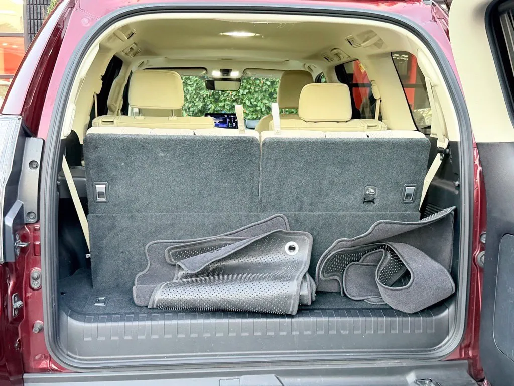 Lexus GX photo 18