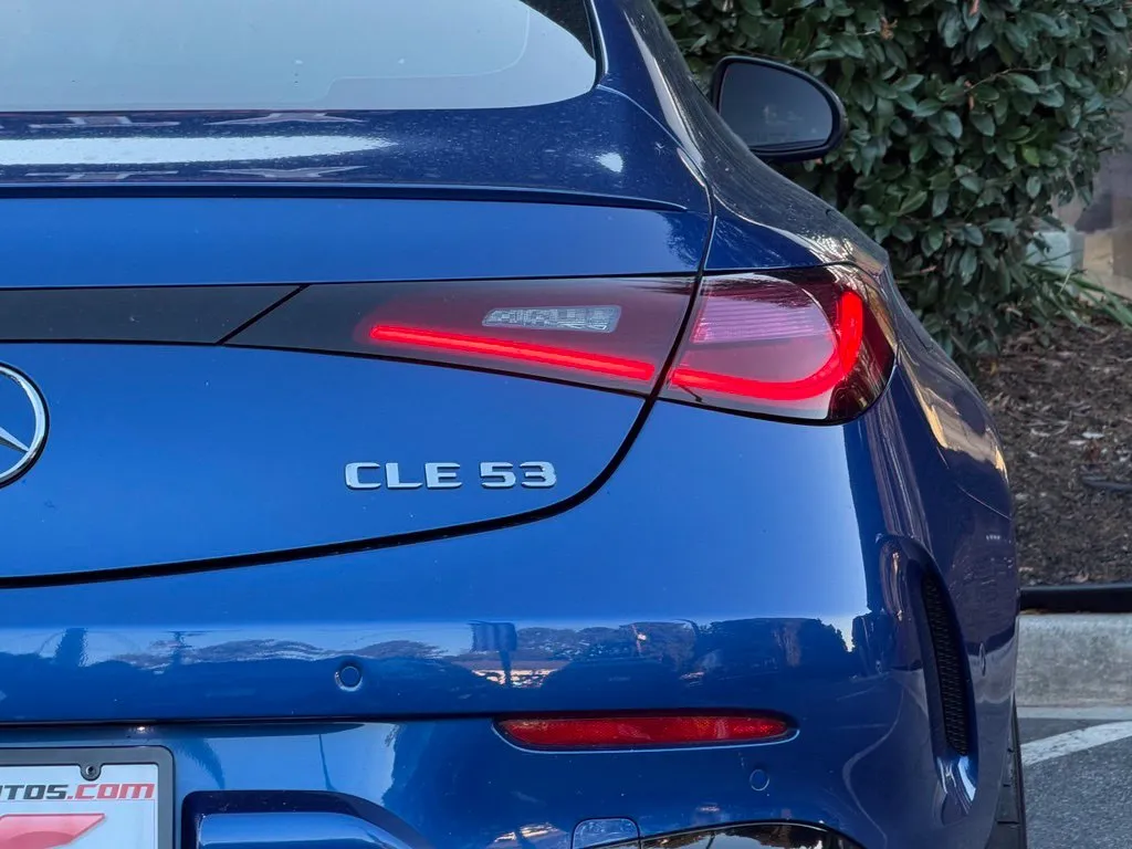 Mercedes-Benz CLE photo 16