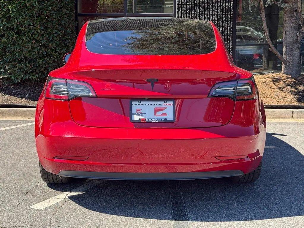 Tesla Model 3 photo 14