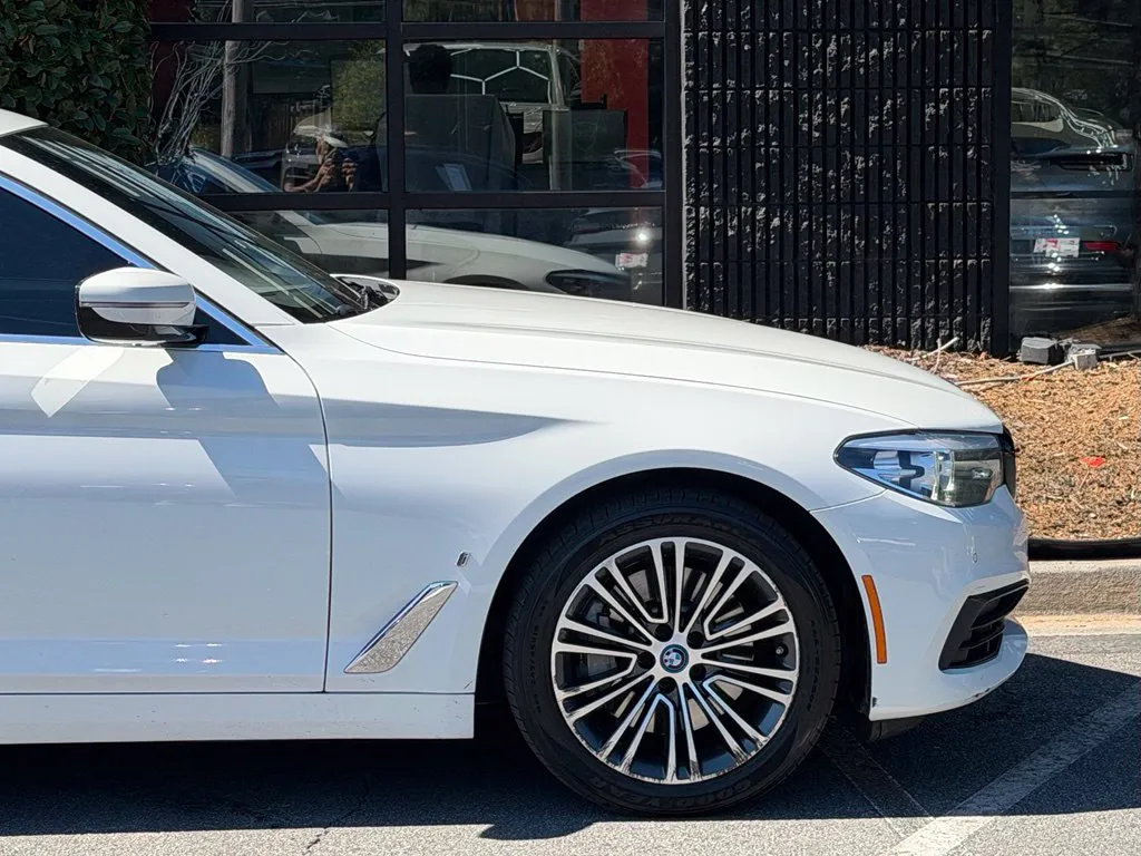 BMW 5 Series photo 23