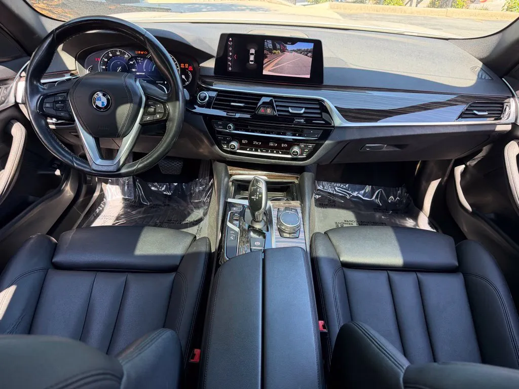 BMW 5 Series photo 41