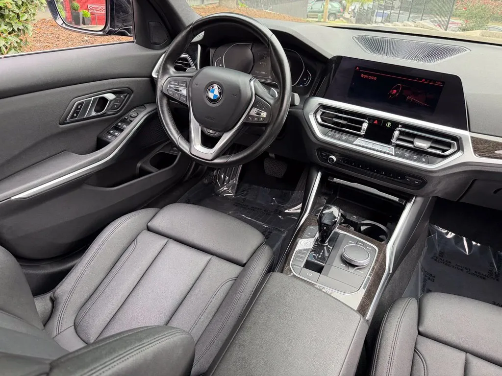 BMW 3 Series photo 40