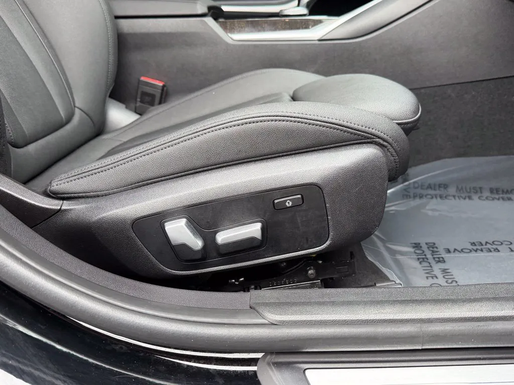 BMW 3 Series photo 34