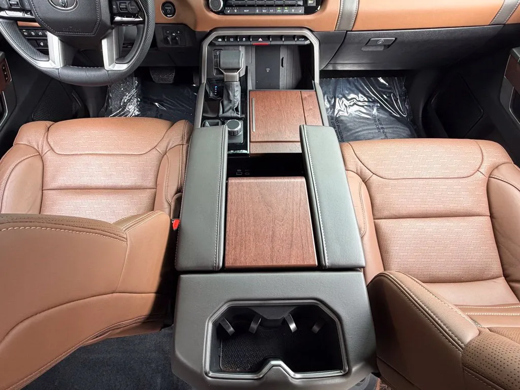 Toyota Tundra photo 49