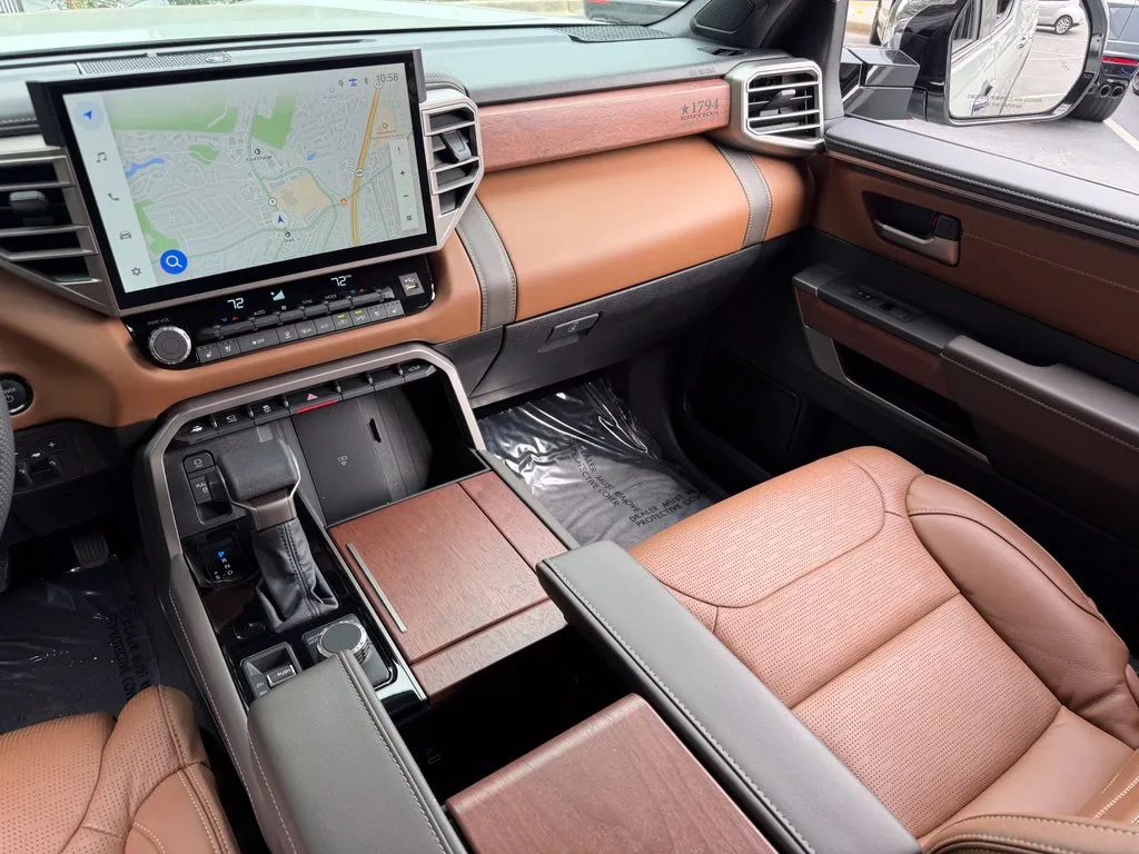 Toyota Tundra photo 42