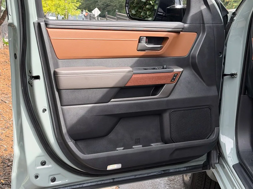 Toyota Tundra photo 28