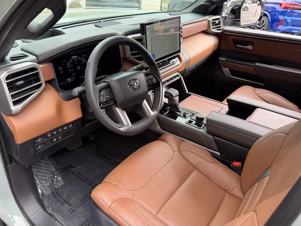 Toyota Tundra photo 23