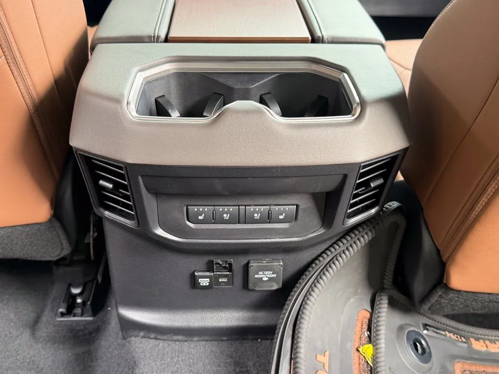 Toyota Tundra photo 51