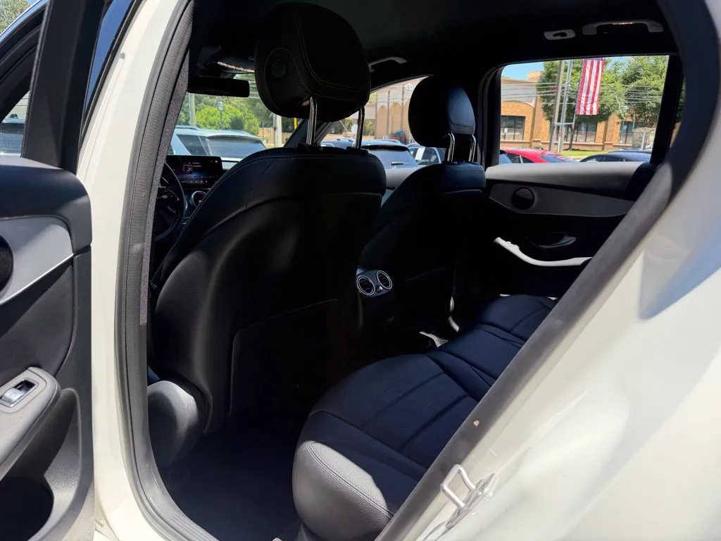 Mercedes-Benz GLC photo 30