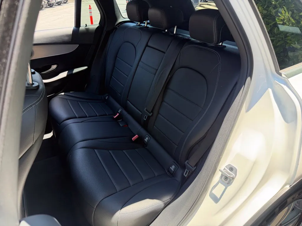 Mercedes-Benz GLC photo 31