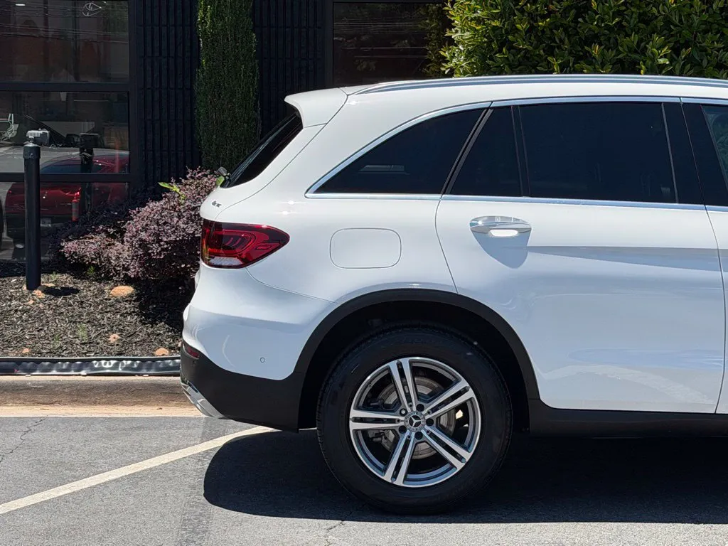 Mercedes-Benz GLC photo 22