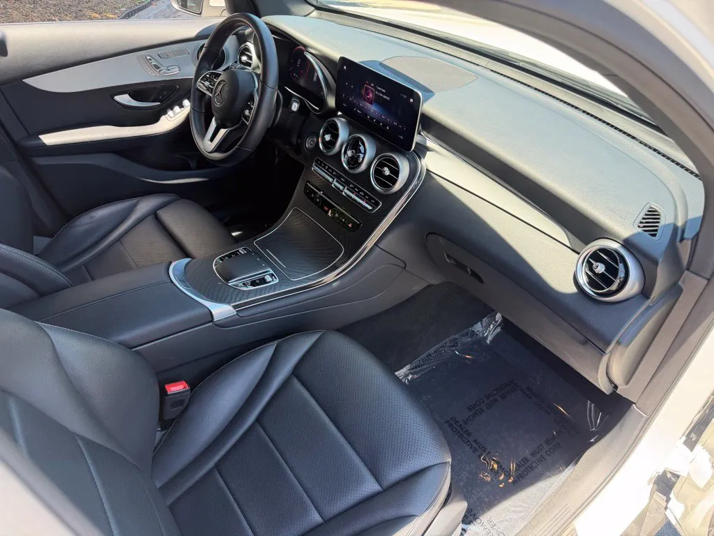 Mercedes-Benz GLC photo 32