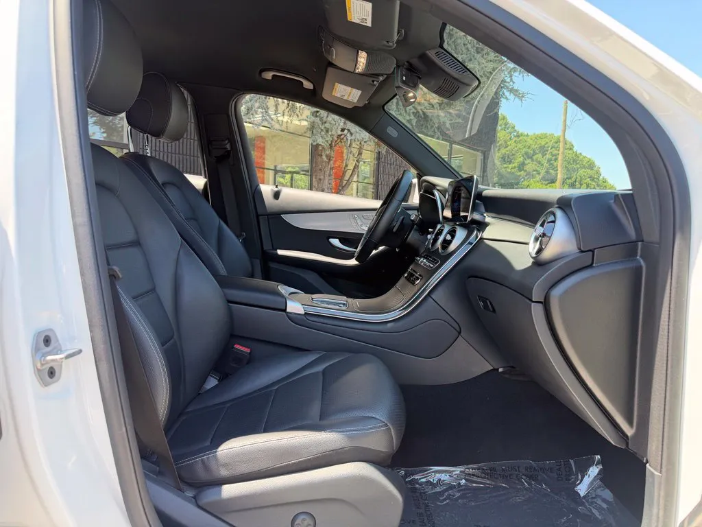 Mercedes-Benz GLC photo 33